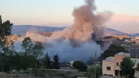 Israel's Air Strikes Target Southern Lebanese Territory